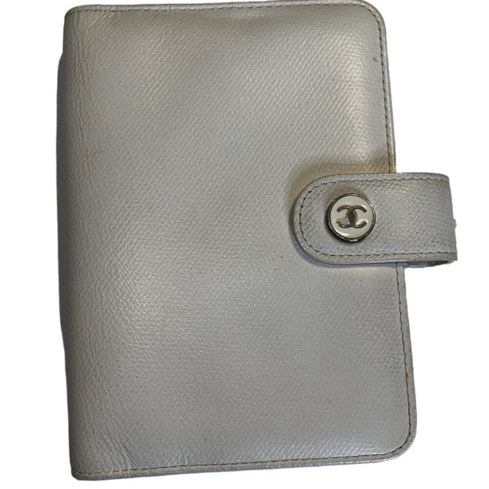 Chanel Leather cc Logo Agenda Day Planner Cover White Gold